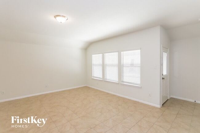 Photo - 2205 Sadlers Creek Ln