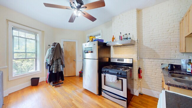 Photo - 88 Hammond St Unit 4M