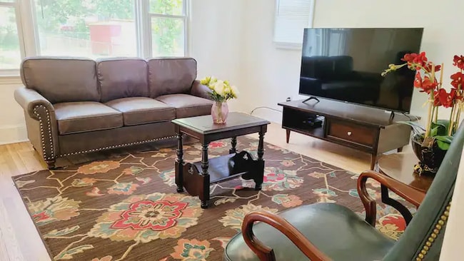 Photo - 507 Bennett St