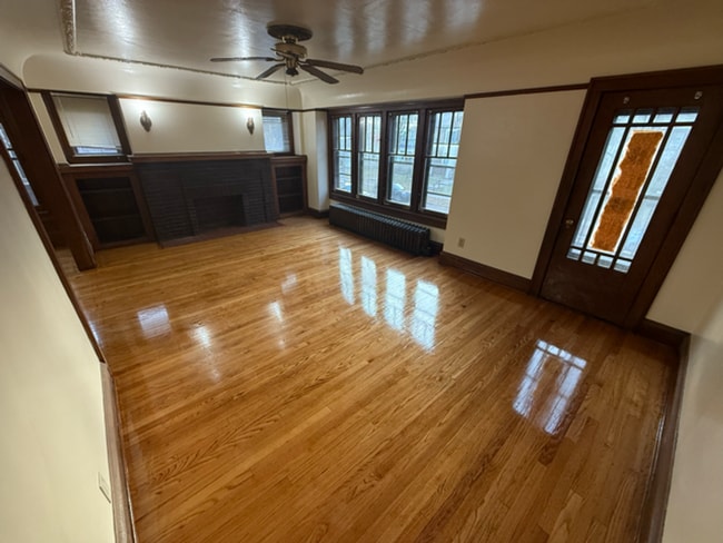 Building Photo - 2628-2630 N 48th St, Unit 2630 N 48th St (Upper)