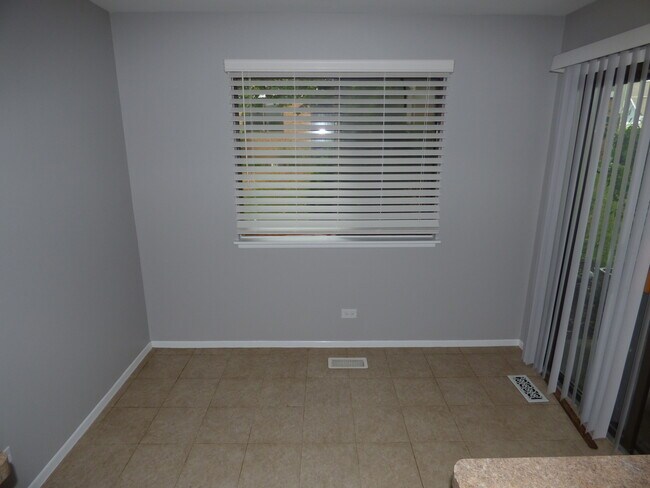 Photo - 402 Sandalwood Ln Unit D1