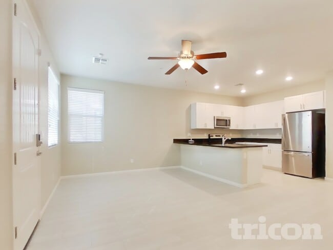 Photo - 12573 W Hummingbird Terrace