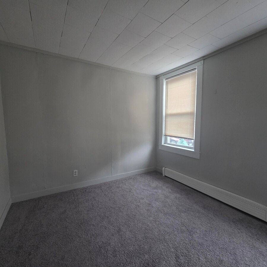 Photo - 200 Main St Unit 1