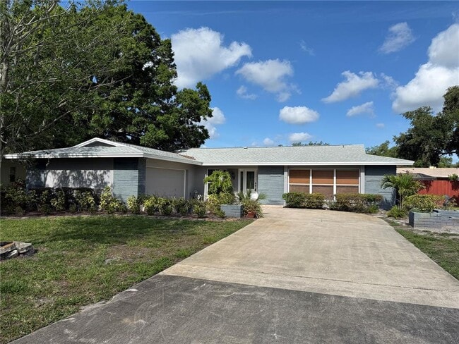Photo - 1634 Sheffield Dr