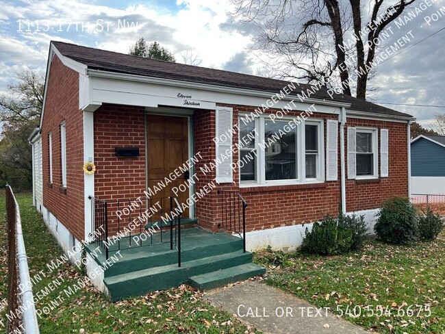 3 Bed 1 Bath in NE Roanoke - 3 Bed 1 Bath in NE Roanoke House