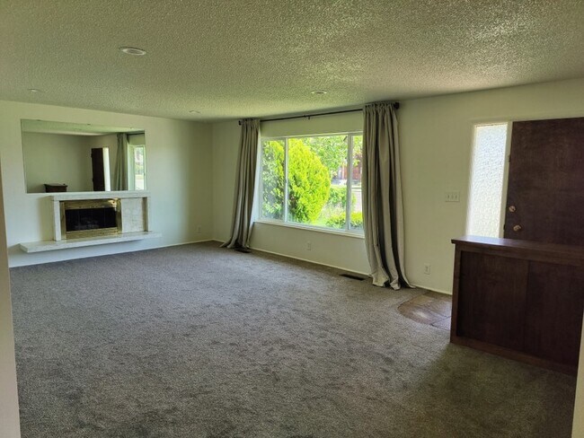 Photo - 262 W 1600 N St Unit 1