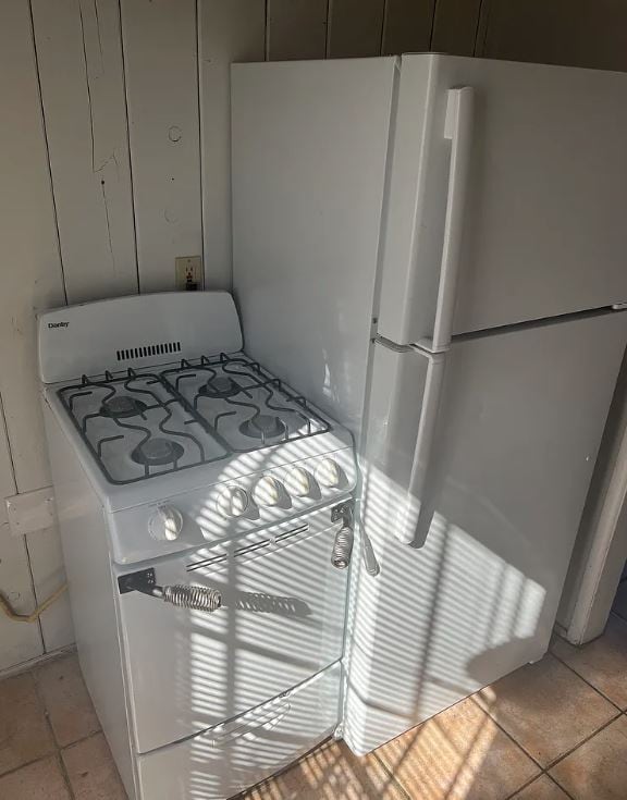 Photo - 3250 E Water St