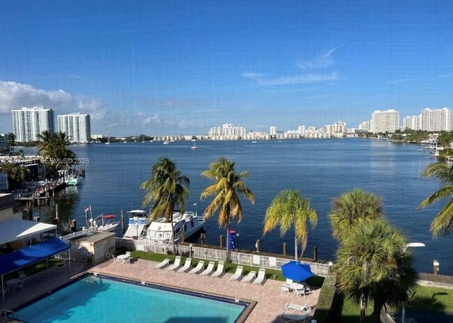 Photo - 2821 N Miami Beach Blvd Unit 5-T