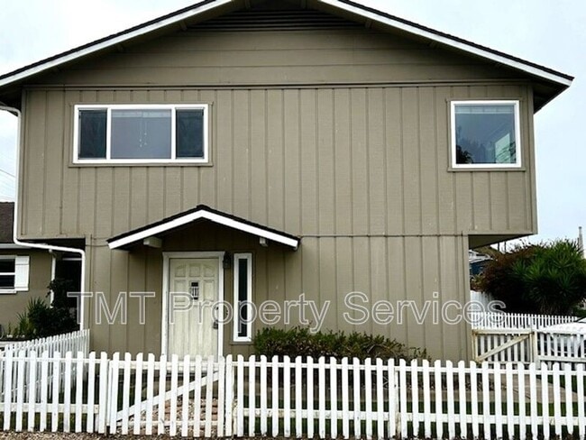 Building Photo - 2170 Seaview Ave Rental