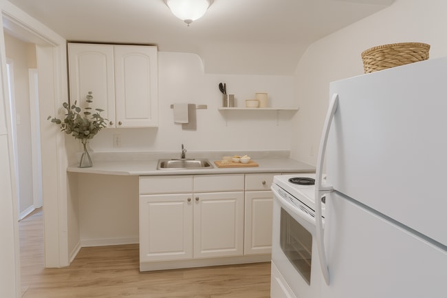 Building Photo - 217 Laurier