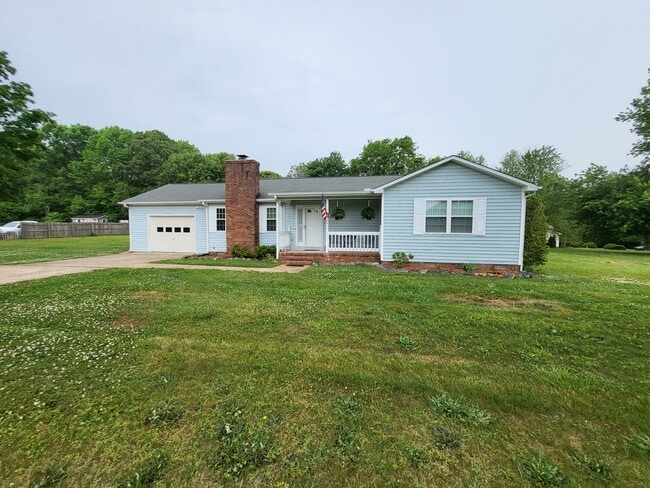 Photo - 8610 Haw River Rd