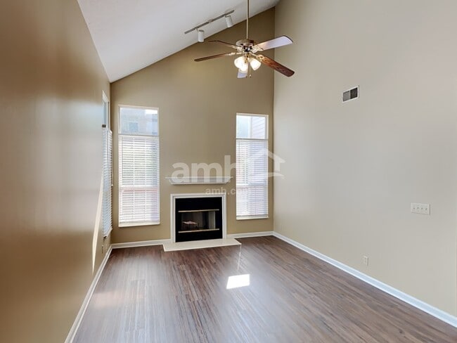 Photo - 2011 Lassiter Dr