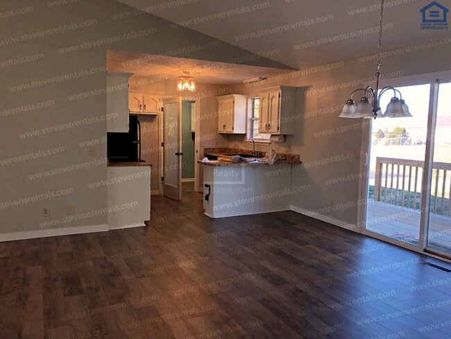 Photo - 3547 Southmeade Dr