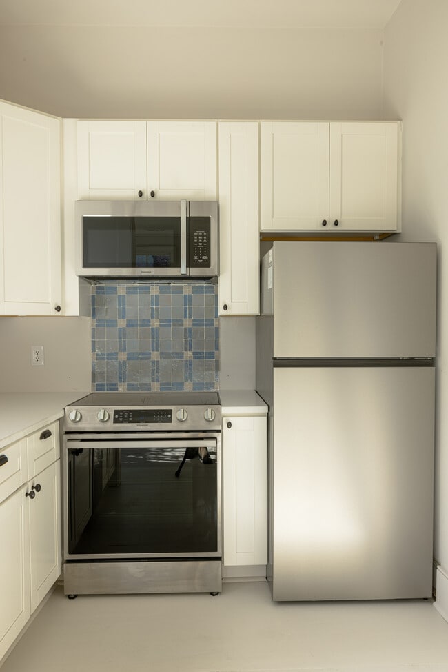 Photo - 82 Wentworth St Unit C