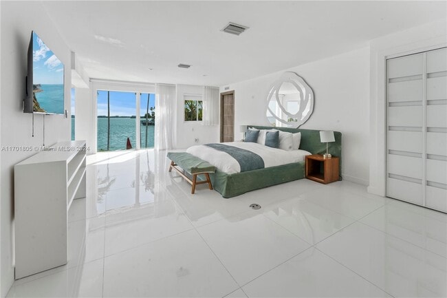 Photo - TREASURE ISLAND