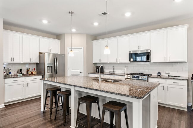 Photo - 3547 Diplomat Aly House