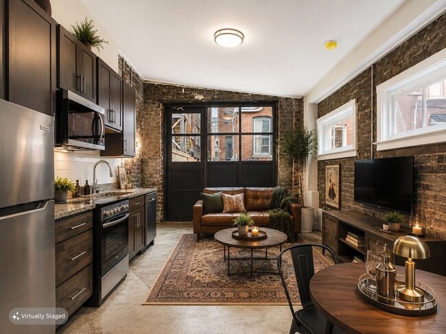 Building Photo - 7 E Franklin St Unit 10