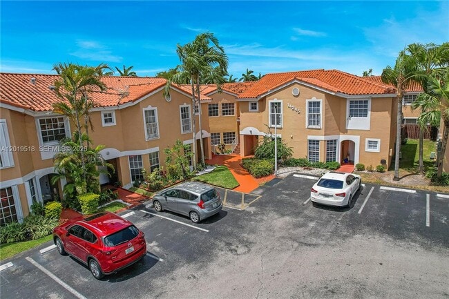 Building Photo - 14245 SW 57th Ln Unit 9-5