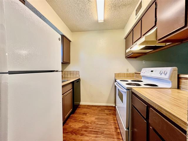 Photo - 410 Bryan St Unit 14