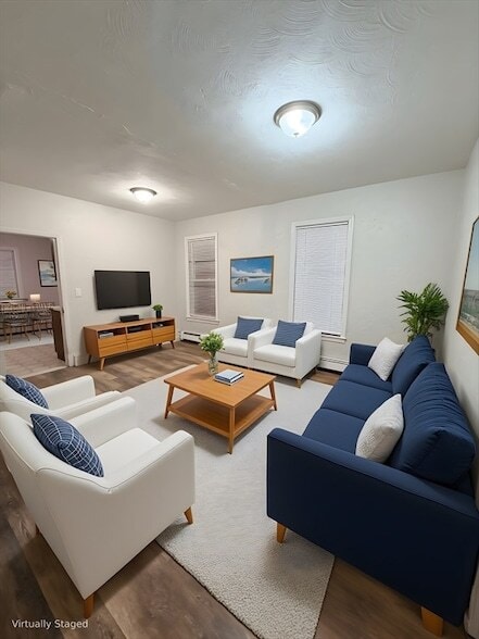 Building Photo - 230 Havre St Unit 2