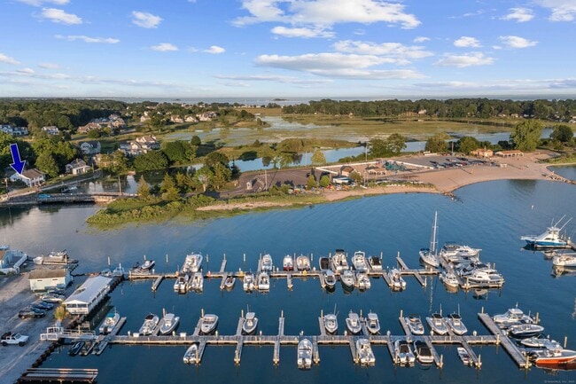 Photo - 85 Waterside Ln