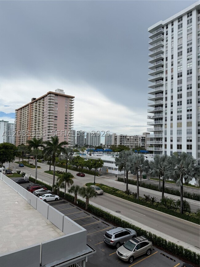 230 174th St Unit 512