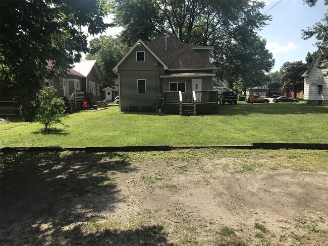 Photo - 1122 S 9th St