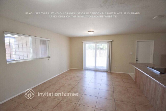 Photo - 3520 W Lawrence Rd