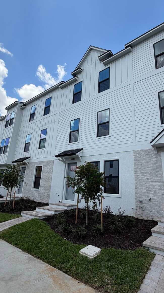 Photo - 15045 Groveside Rd