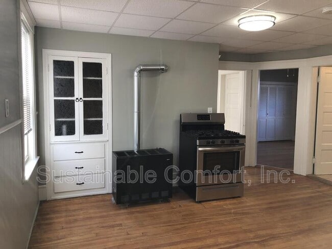 Photo - 18 Plantation St