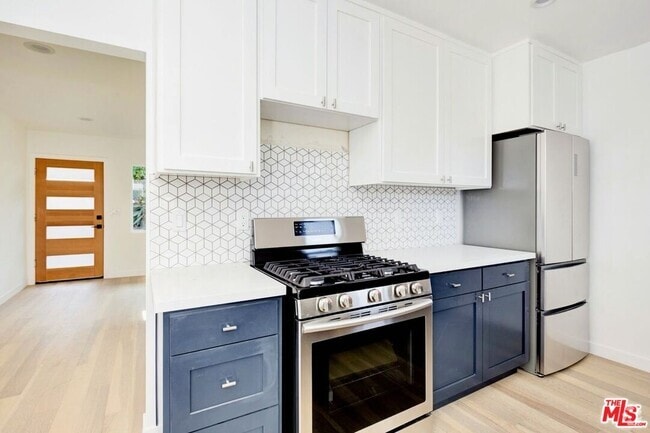 Building Photo - 2314 Glendale Blvd Unit 6 Rental