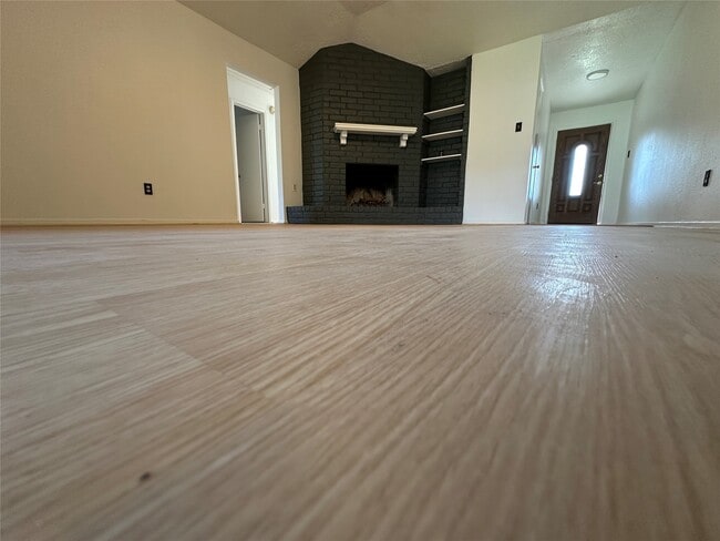 Photo - 10431 Town Square Rd