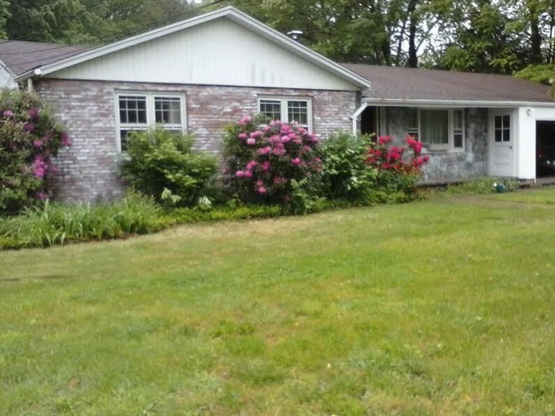 Photo - 79 Owens Ln (Glastonbury, CT)
