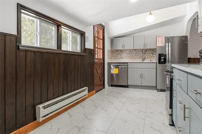 Photo - 378 Broadway Unit 4