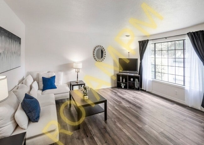 Photo - Charming 3 Bed, 2 Bath Home in PRIME Twin ...