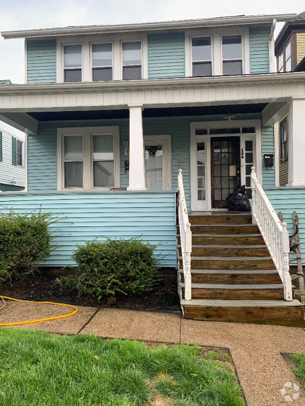 Building Photo - 104 N 8th St Rental
