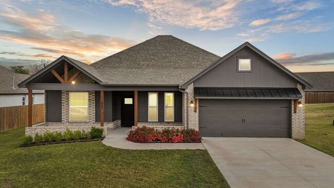 NEIGHBORHOOD POOL, WALKING TRAILS & ONE OF... - NEIGHBORHOOD POOL, WALKING TRAILS & ONE OF... House