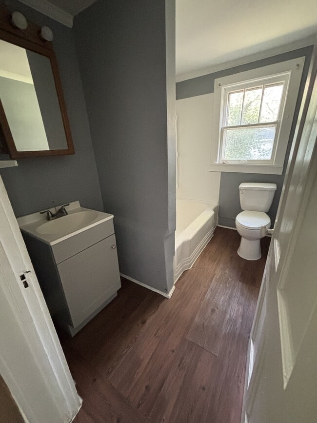 Photo - 615 Tyus St