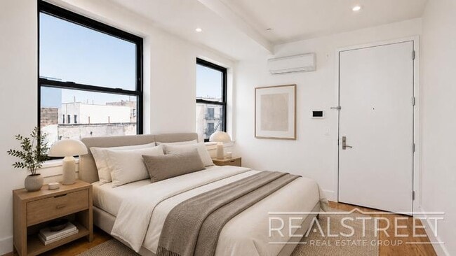 Photo - MODERN 1 BED IN CROWN HEIGHTS! Unidad 5