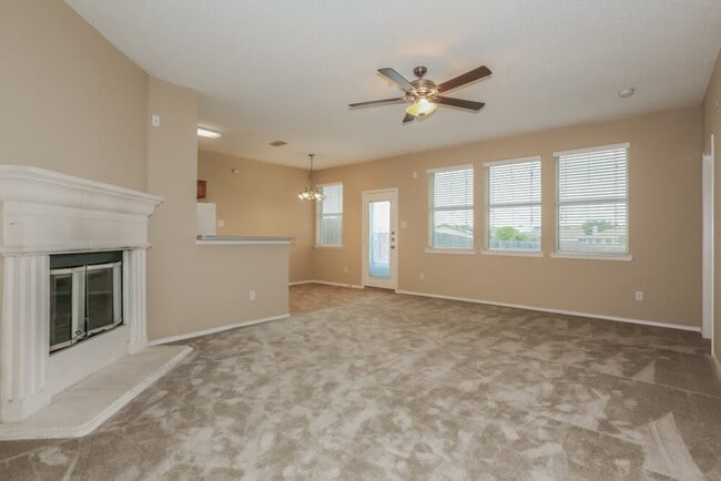 Photo - 6416 Freshwater Ln
