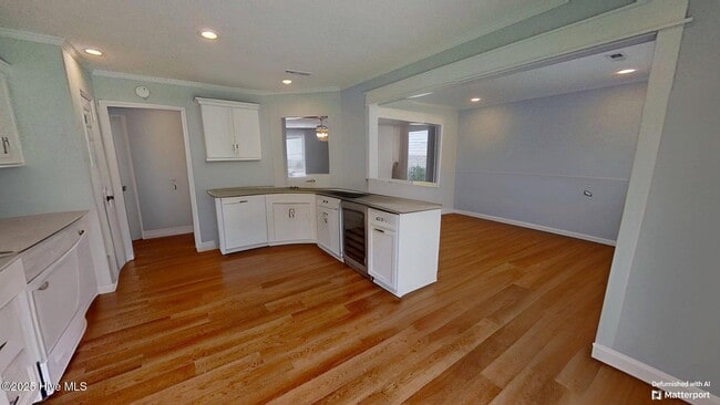 Photo - 7106 Haven Way