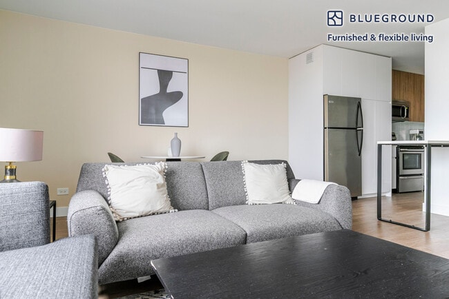 Photo - 2625 N Clark St Unidad FL9-ID1375