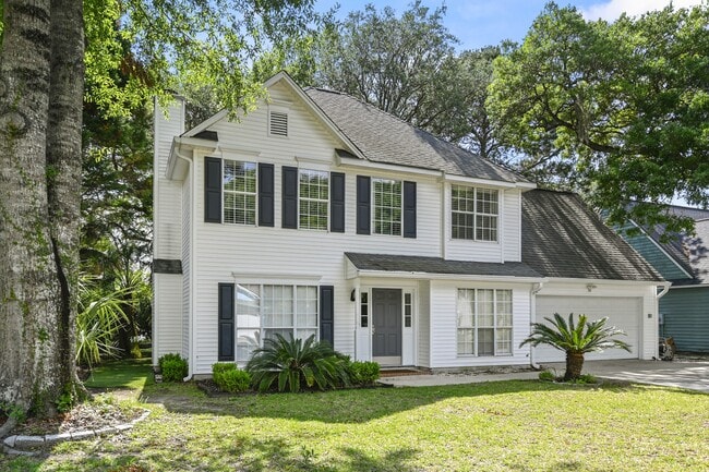 Photo - 1382 Center Lake Dr