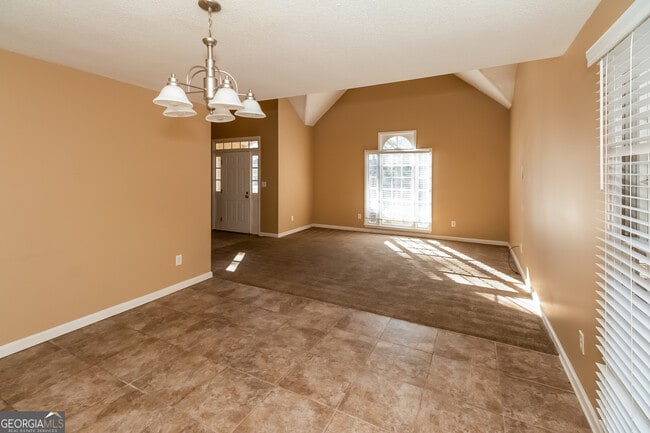 Photo - 1276 Grindenwald Dr