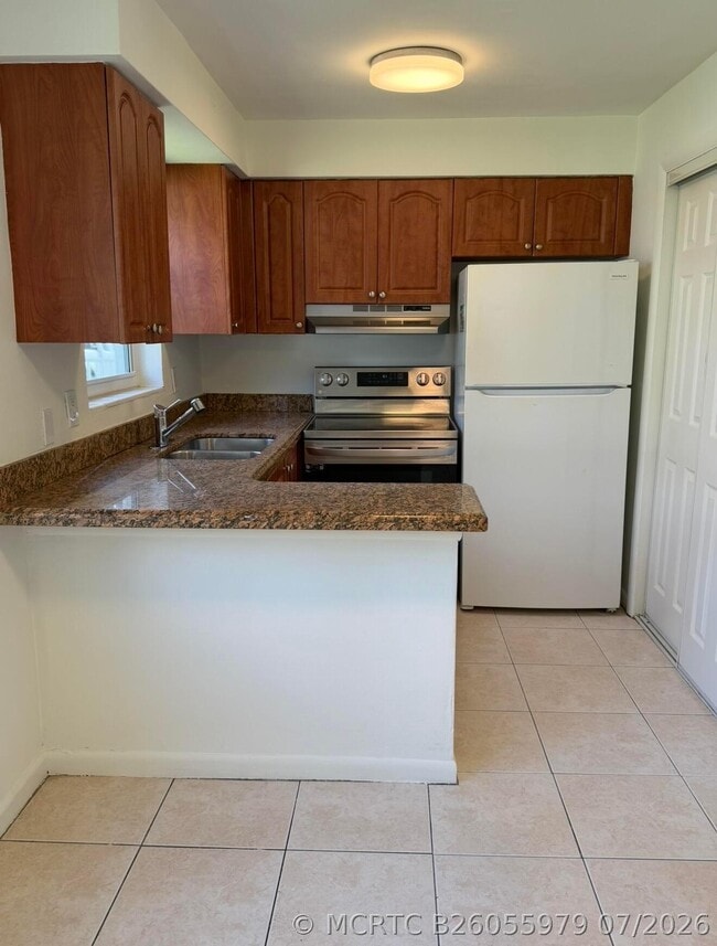 Photo - 5210 SW 90th Way Unit 2