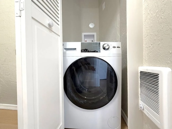 Photo - 1223 S J St Unidad 10