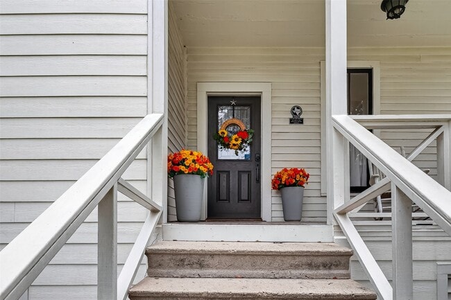 Photo - 1808 Tabor St