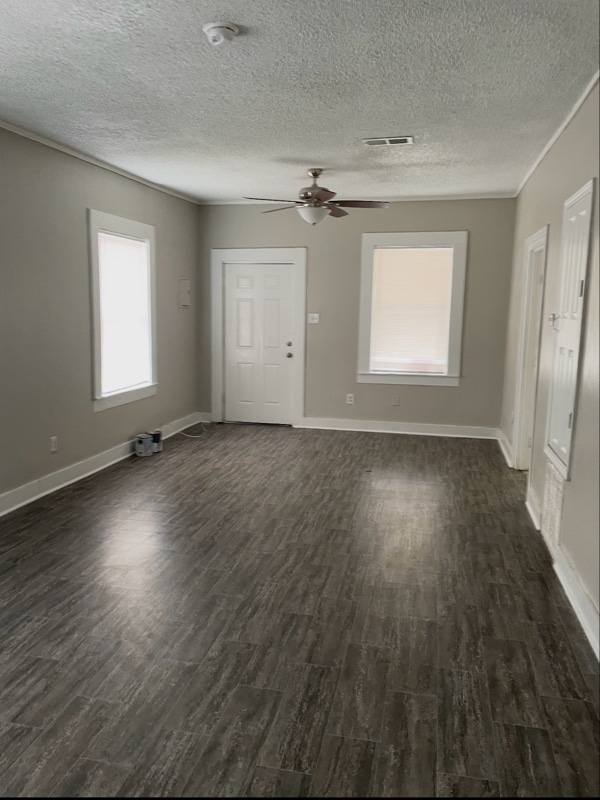 Photo - 954 Baltimore St