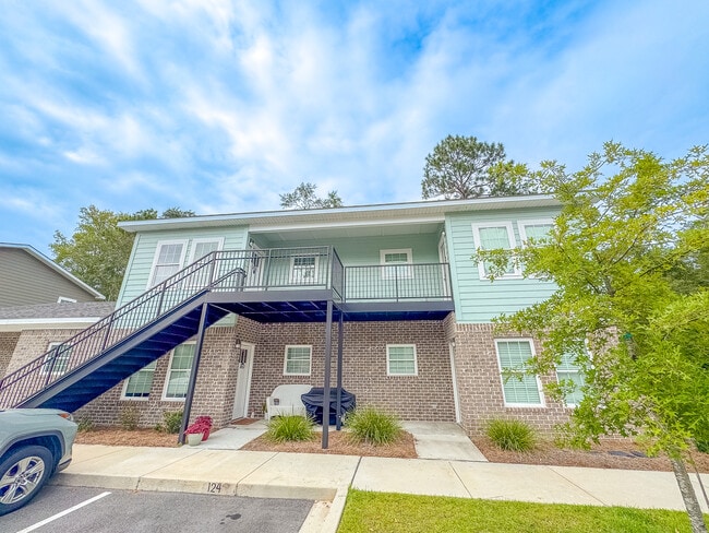 Building Photo - 130 Briarwood Rd