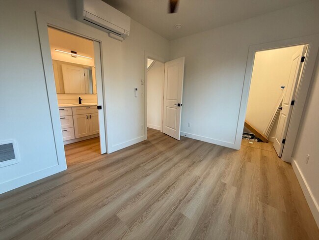 Photo - Brand New Modern 2 Bed/ 1 Bath Triplex - Larkspur
